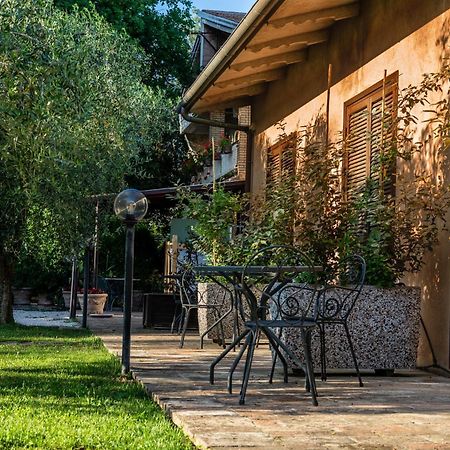 Hotel & Spa Villa Dei Mosaici Spello Extérieur photo